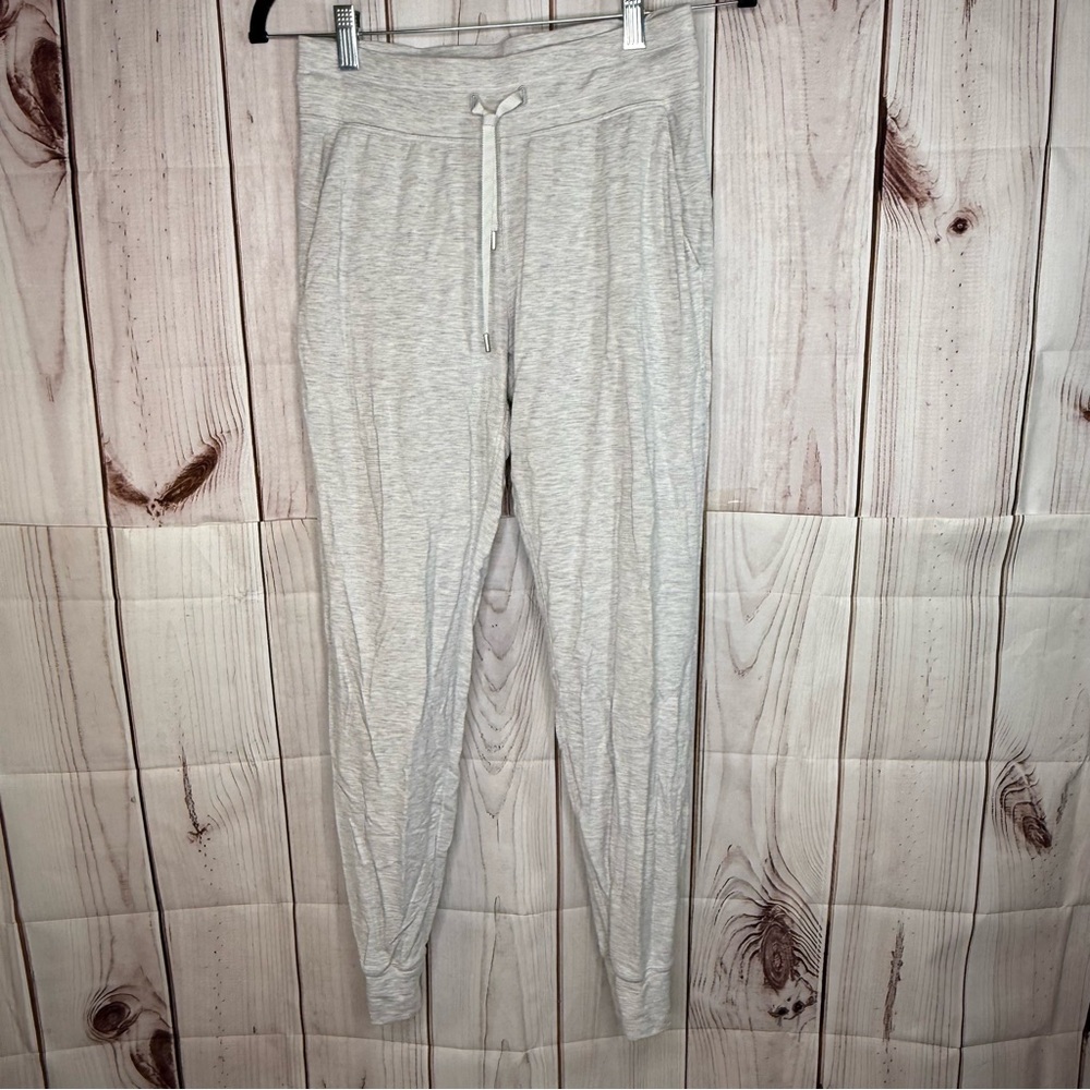 Lululemon Warm Down Jogger *Soft Touch View 3